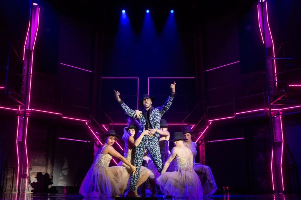 02-05720309 Als Tour visuell beeindruckend: FLASHDANCE &ndash; DAS MUSICAL &ndash; musicalradio.de | Musicals kostenlos im Radio