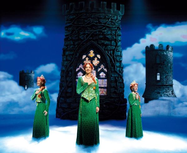 SHREK_dreiFionas_13x18_c_JensHauer-0e8ab1f1 Gro&szlig;es, gr&uuml;nes Gag-Feuerwerk: SHREK in D&uuml;sseldorf &ndash; musicalradio.de | Musicals kostenlos im Radio