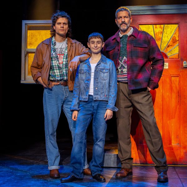 Familie Elliot mit Lucas Baier (Tony), Moritz Fischli (Billy), Pasquale Aleardi (Vater)