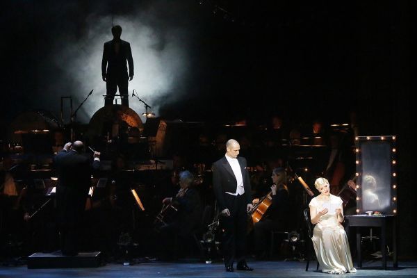 12-2cca5a48 "Love Never Dies" begeistert konzertant im Ronacher &ndash; musicalradio.de | Musicals kostenlos im Radio