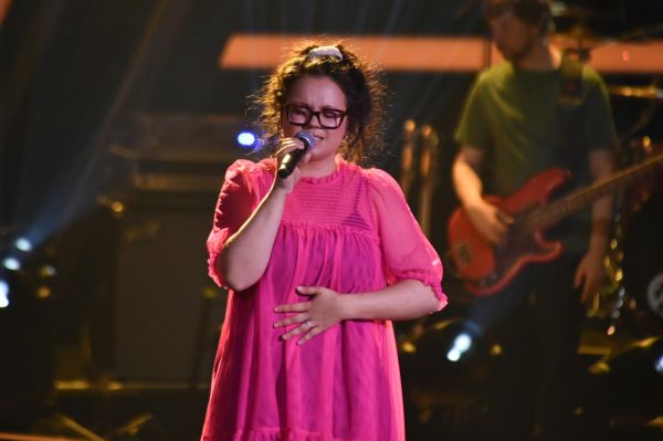 Joyn_TVOG_3197809-2c5a6e05 Sophia Brabetz &uuml;berzeugt die "The Voice"-Jury &ndash; musicalradio.de | Musicals kostenlos im Radio