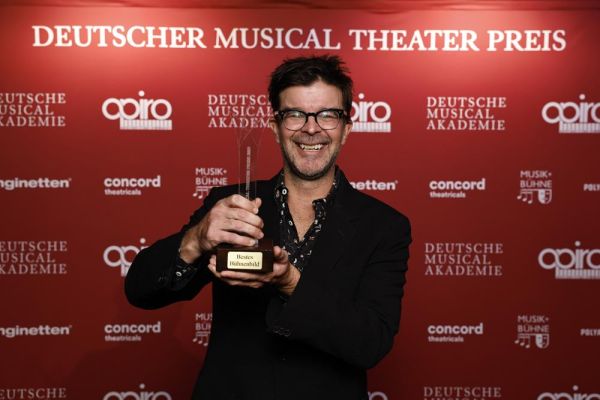 DMTP-2025_PreistraegerInnen_Bestes_Buehnenbild1162-2def722b Die Gewinner des Deutschen Musical Theater Preises 2025 &ndash; musicalradio.de | Musicals kostenlos im Radio