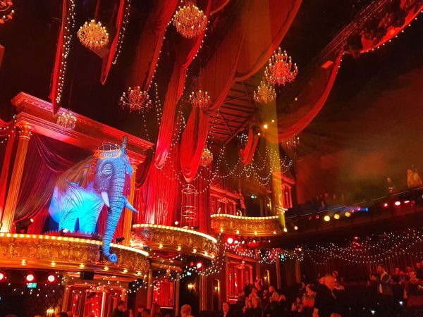 16-47e4b7da Imposant und au&szlig;ergew&ouml;hnlich: MOULIN ROUGE in K&ouml;ln &ndash; musicalradio.de | Musicals kostenlos im Radio