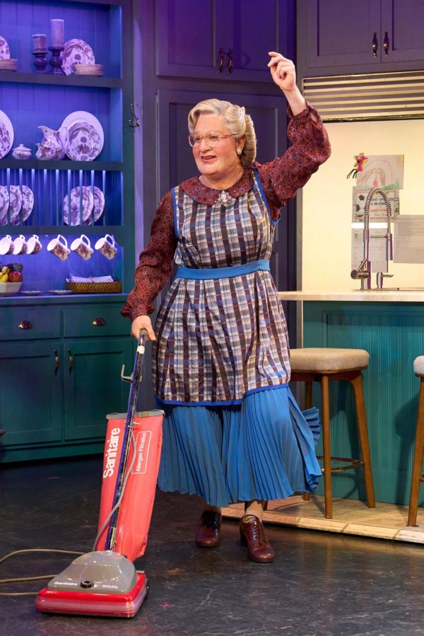 mrs-doubtfire-musical-foto-08-credit-johann-persson-scaled-5ac48faa MRS. DOUBTFIRE feiert im November Deutschlandpremiere in D&uuml;sseldorf &ndash; musicalradio.de | Musicals kostenlos im Radio
