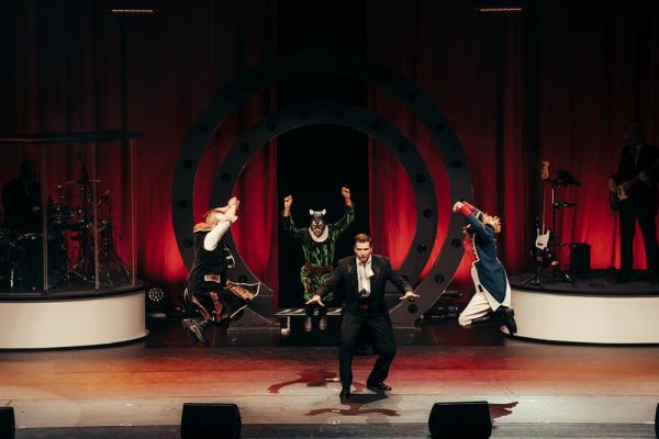10_This-is-THE-GREATEST-SHOW_Fotocredit_360GradDesignCom-614b4e54 Weihnachts-Gewinnspiel 2023 &ndash; musicalradio.de | Musicals kostenlos im Radio