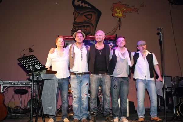 Z-StankeOhneStrom2-812308ec Patrick Stanke rockte mit Annika Firley, Maricel und Roberta Valentini &ndash; musicalradio.de | Musicals kostenlos im Radio