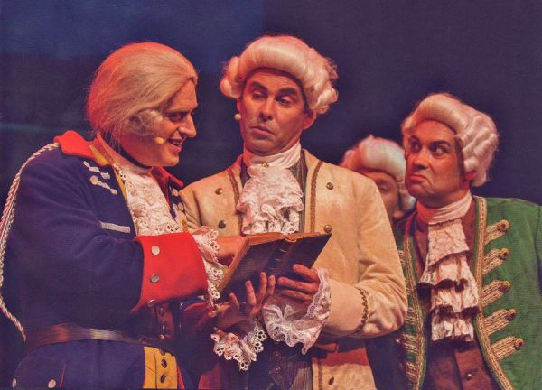 Scannen30010a-9c4201cf Geschichtsunterricht par ex&shy;cel&shy;lence: FRIEDRICH - MYTHOS UND TRAG&Ouml;DIE in Fulda &ndash; musicalradio.de | Musicals kostenlos im Radio