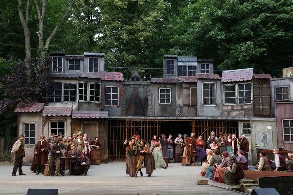 stephan_drewianka_3380-a06868bd Gewohnt stimmstark: LES MIS&Eacute;RABLES in Tecklenburg &ndash; musicalradio.de | Musicals kostenlos im Radio