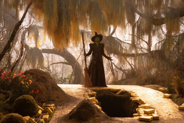 18-aa360bcb Finaler Trailer zu WICKED: TEIL 2 ver&ouml;ffentlicht &ndash; musicalradio.de | Musicals kostenlos im Radio