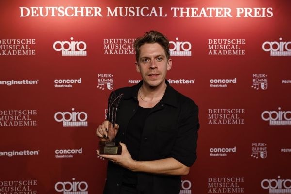 DMTP-2025_PreistraegerInnen_Beste_Darsteller_in_einer_Hauptrolle2298-ac0fd8d4 Die Gewinner des Deutschen Musical Theater Preises 2025 &ndash; musicalradio.de | Musicals kostenlos im Radio