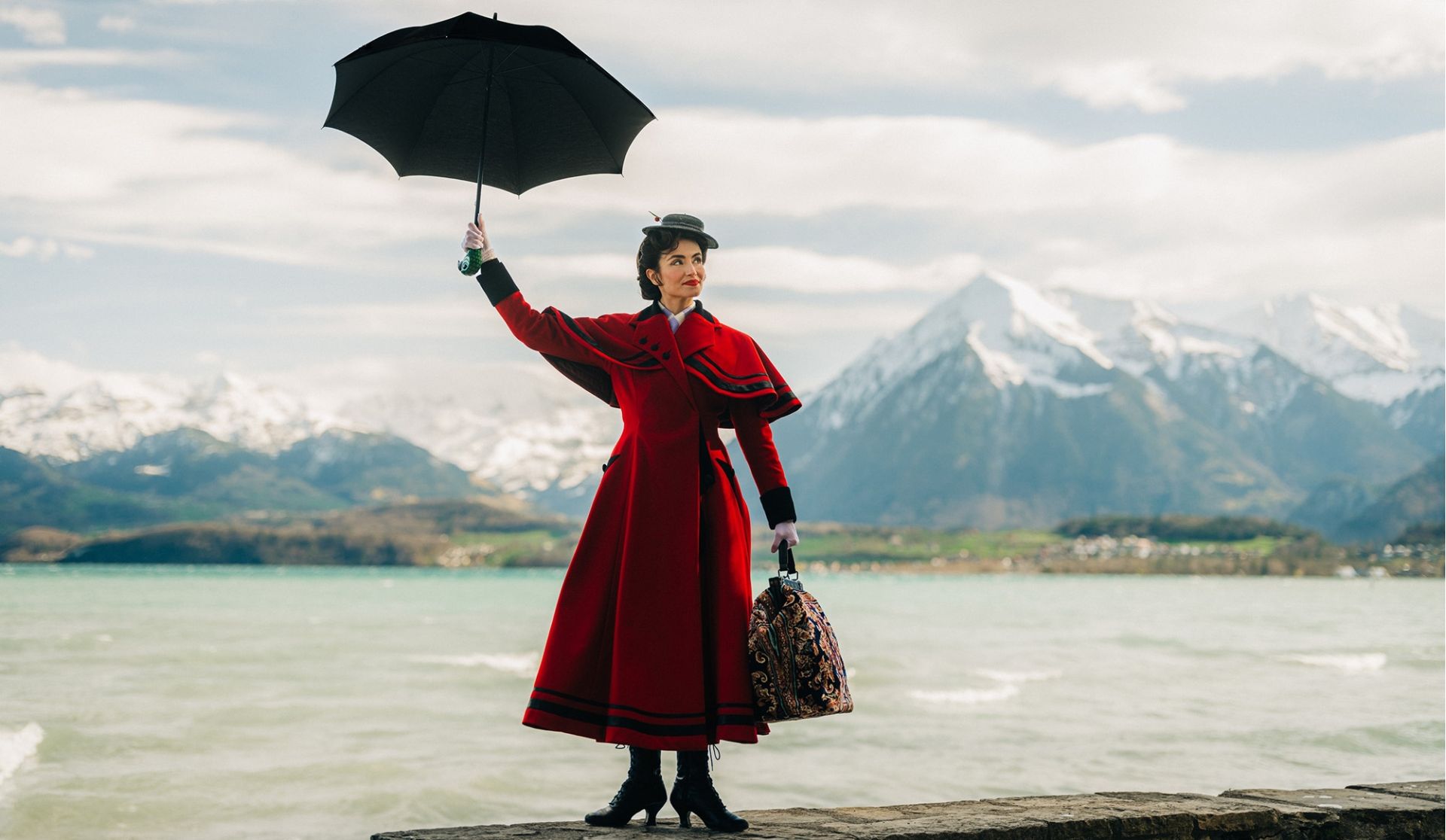 Alexandra-Yoana Alexandrova spielt Mary Poppins