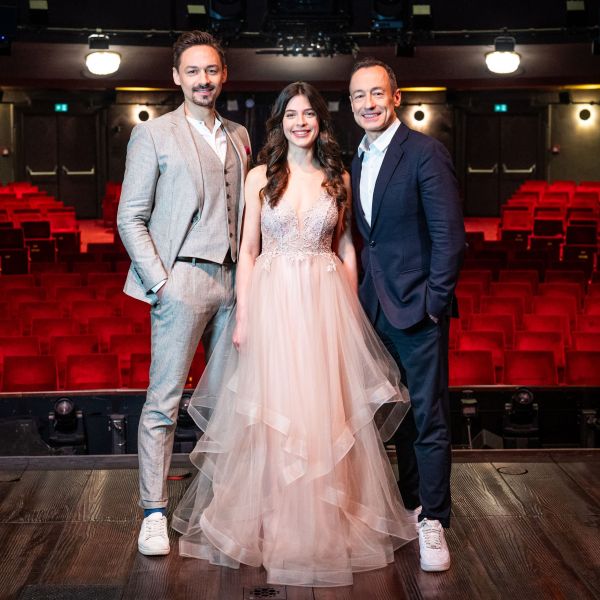 31d3d648bcd5264f68bcb78a6a92b36d-b1f82c4a DIE SCH&Ouml;NE UND DAS BIEST &ndash; musicalradio.de | Musicals kostenlos im Radio