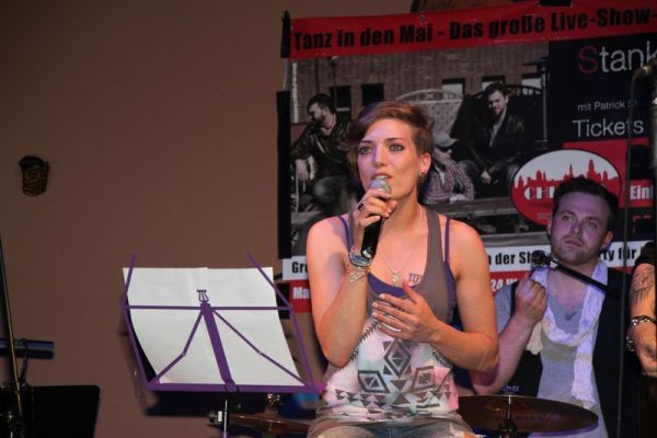 Gast-Roberta2-b4a0d3fc Patrick Stanke rockte mit Annika Firley, Maricel und Roberta Valentini &ndash; musicalradio.de | Musicals kostenlos im Radio