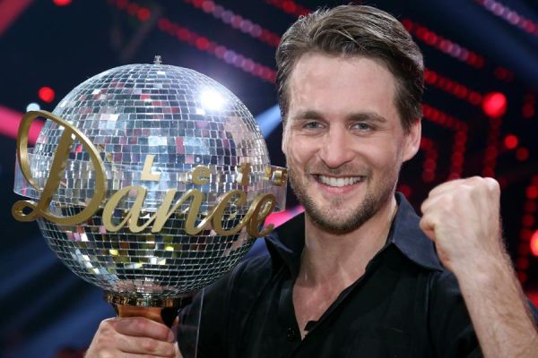 100189011-b5210382 Alexander Klaws gewinnt RTL-Tanzshow "Let's Dance" &ndash; musicalradio.de | Musicals kostenlos im Radio