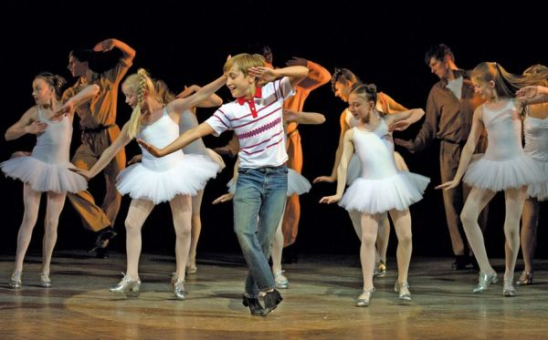 6-b960a3e4 BILLY ELLIOT am 28.09. live im Kino erleben &ndash; musicalradio.de | Musicals kostenlos im Radio
