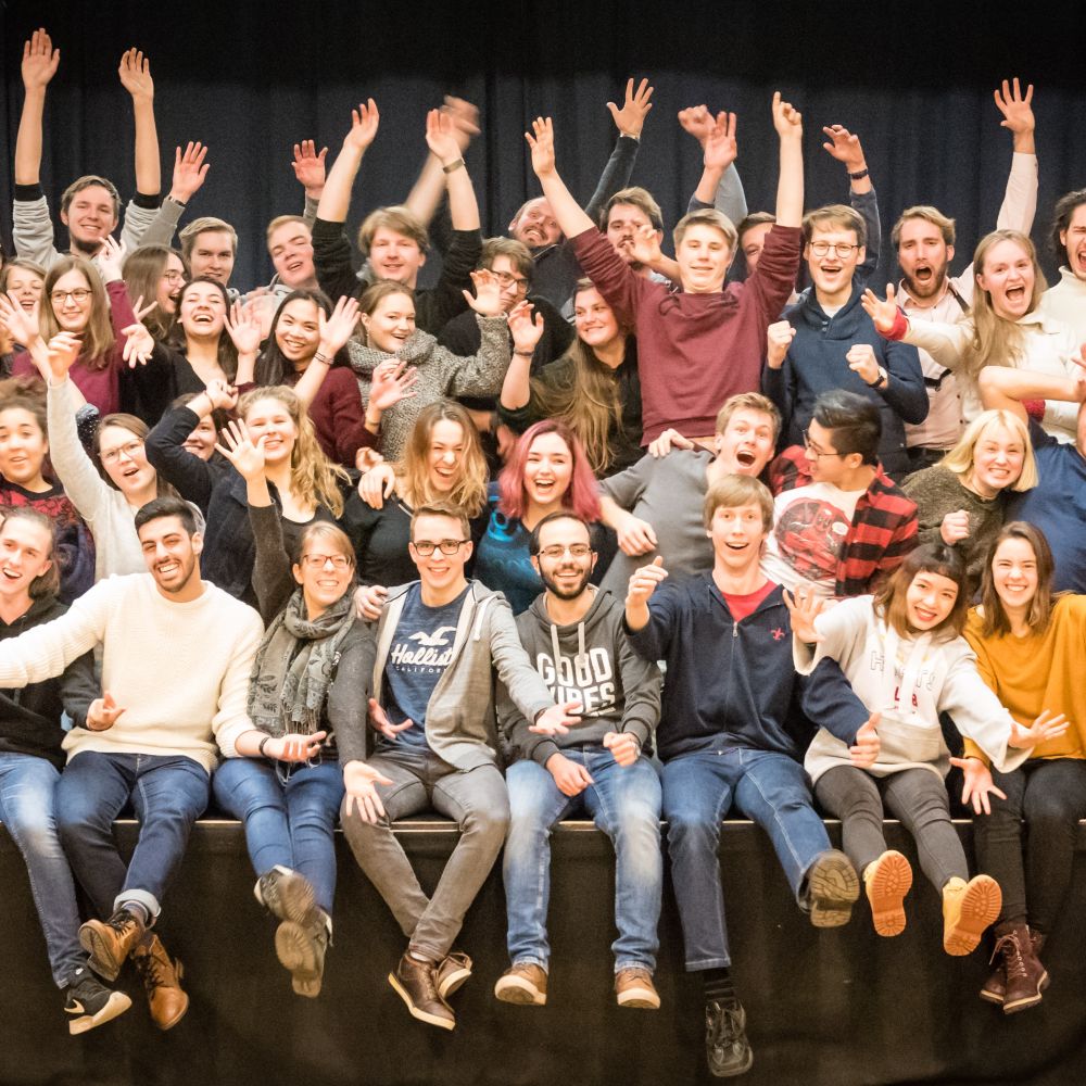 0b23b41a0070828ba50220b2a1815a8f-c2201c03 Floodlight Musicals &uuml;bertragen Galakonzert live im musicalradio &ndash; musicalradio.de | Musicals kostenlos im Radio