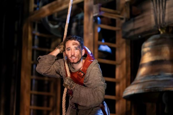 Disney-DerGloecknervonNotreDame-foto09_(c)Imke-Trapp-Fotografie-c56d92bb DER GL&Ouml;CKNER VON NOTRE DAME geht 2026/27 auf Tour &ndash; musicalradio.de | Musicals kostenlos im Radio