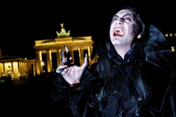 01-c69b388f Bissige Premiere von Roman Polanskis TANZ DER VAMPIRE &ndash; musicalradio.de | Musicals kostenlos im Radio