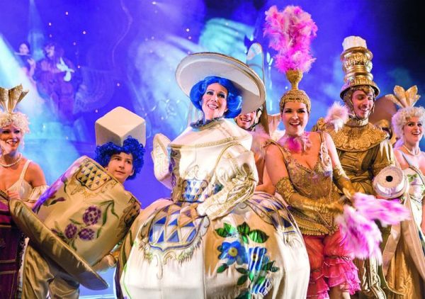 3-cf6ef015 Umjubelte Premiere von &bdquo;Die Sch&ouml;ne und das Biest&ldquo; in K&ouml;ln &ndash; musicalradio.de | Musicals kostenlos im Radio