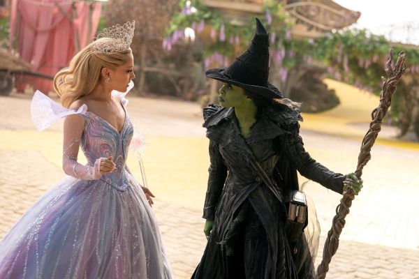 03-dc857ecb Finaler Trailer zu WICKED: TEIL 2 ver&ouml;ffentlicht &ndash; musicalradio.de | Musicals kostenlos im Radio