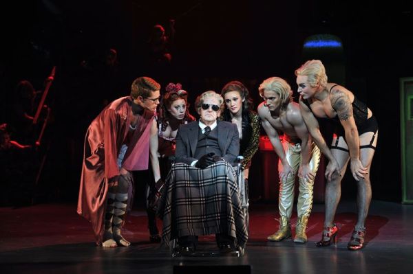 18-nilz-boehme-e685a516 Speziell und spektakul&auml;r: Die ROCKY HORROR SHOW in K&ouml;ln &ndash; musicalradio.de | Musicals kostenlos im Radio