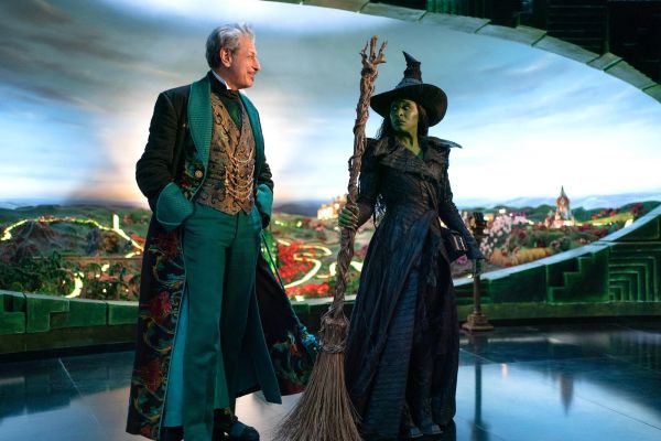 05-e99042d4 Finaler Trailer zu WICKED: TEIL 2 ver&ouml;ffentlicht &ndash; musicalradio.de | Musicals kostenlos im Radio