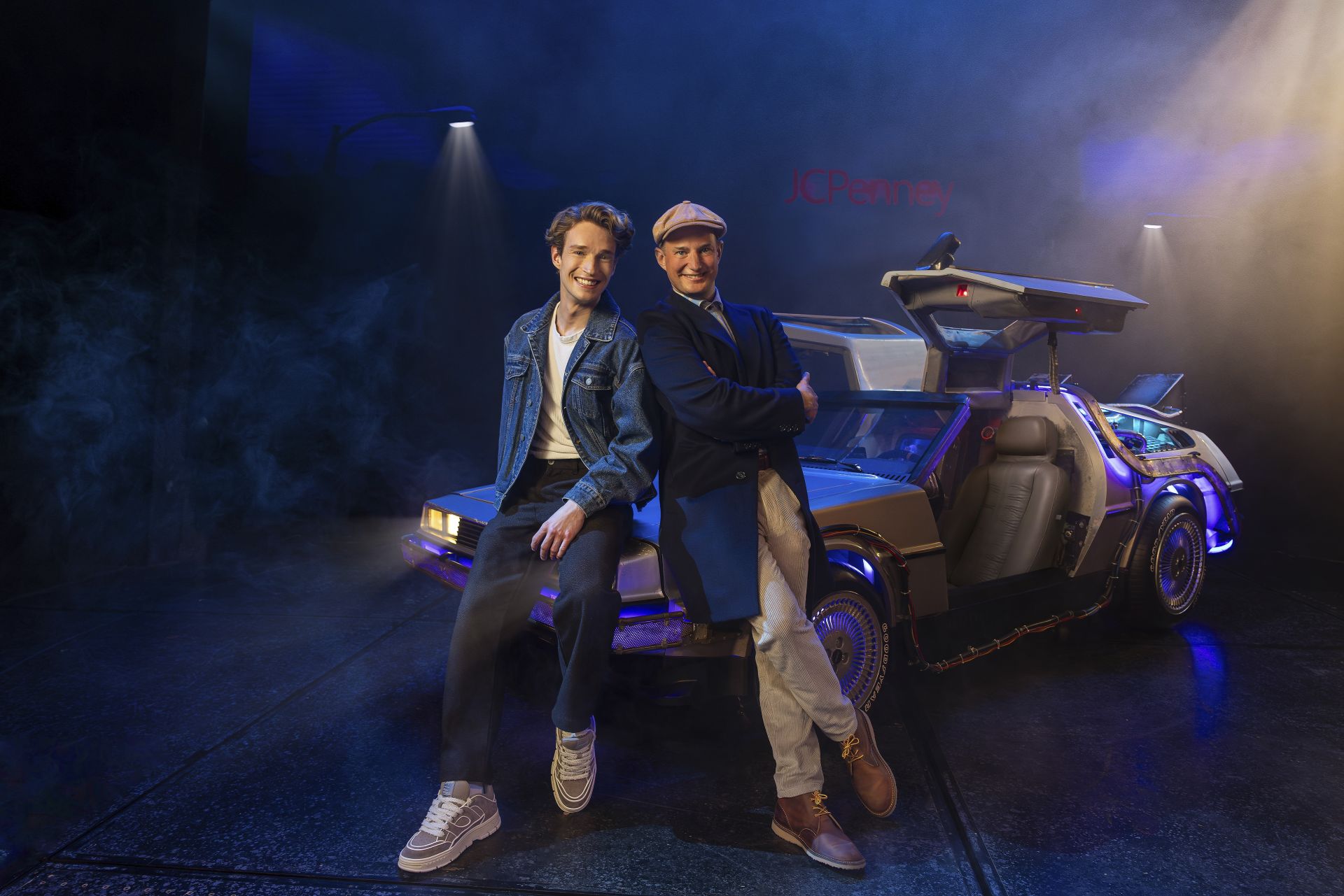 833cb7b8d4faef1124c12c2fcc377ccd-fd8880e1 ZUR&Uuml;CK IN DIE ZUKUNFT: Raphael Gro&szlig; und Jan Kersjes besetzen Hauptrollen &ndash; musicalradio.de | Musicals kostenlos im Radio