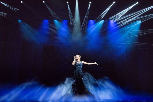 bodyguard-das-musical-showfoto-02-credit-nilz-boehme-fe8b5b7f Grandiose Stimmen bei BODYGUARD &ndash; DAS MUSICAL in K&ouml;ln &ndash; musicalradio.de | Musicals kostenlos im Radio